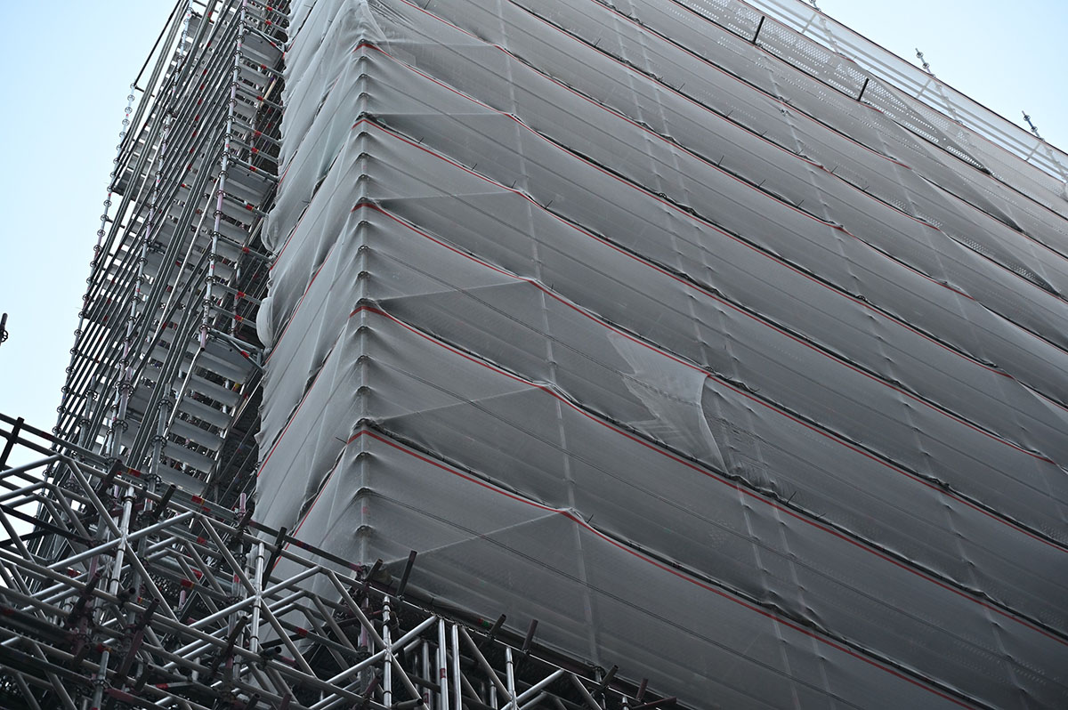Flame Retardant Debris Netting supports major façade upgrade in London Featured Image